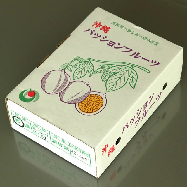 パッションフルーツ 沖縄県 約1kg（9～12玉)